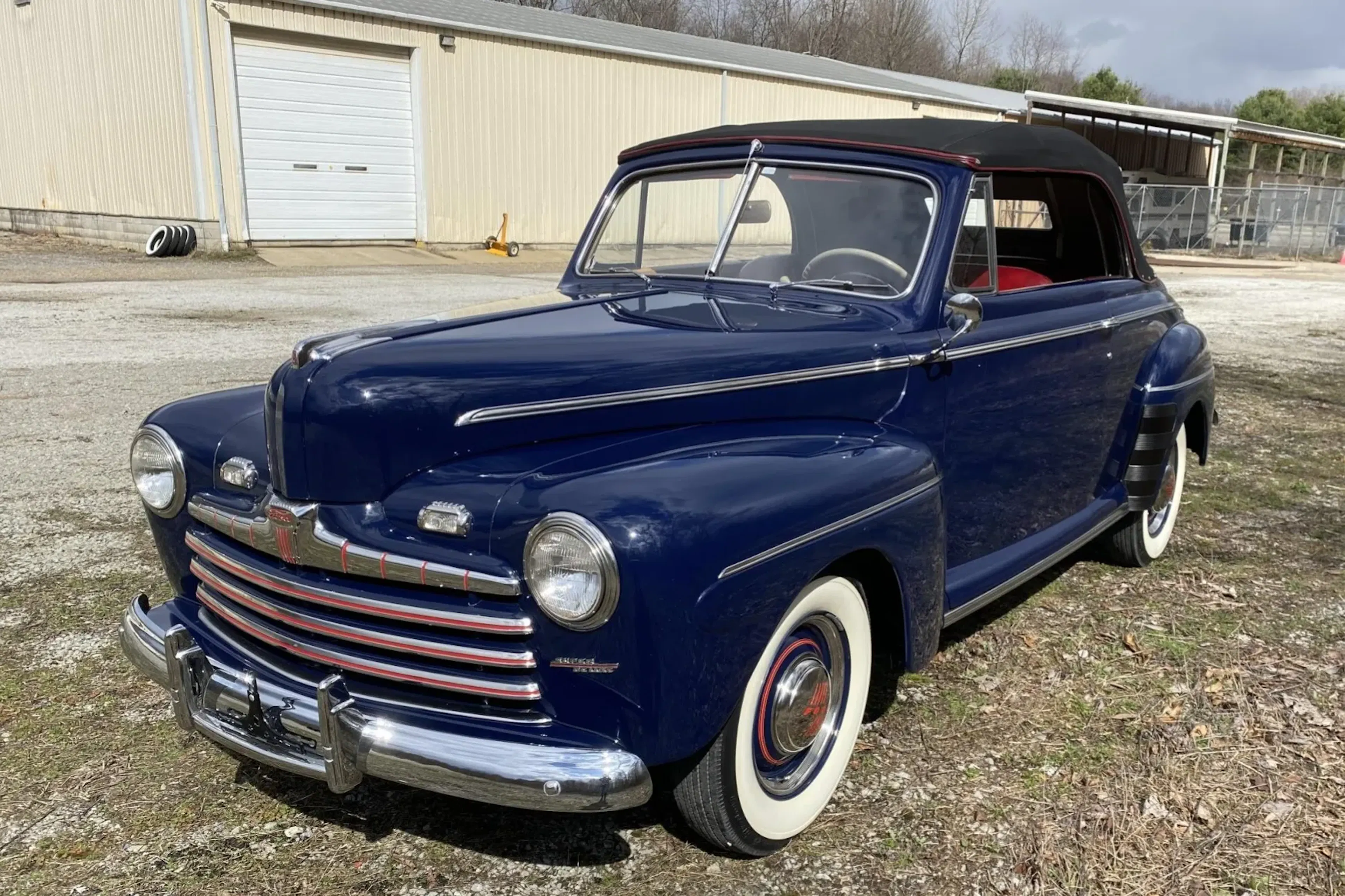 1947 Ford Super Deluxe Base | Hagerty Valuation Tools®